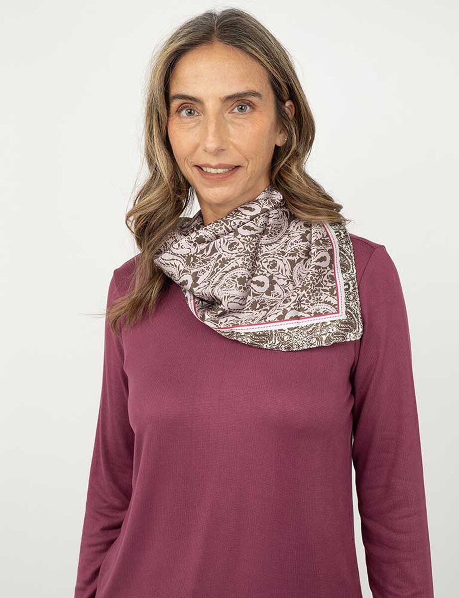 Pa&ntilde;uelo de Tela Mujer Bside