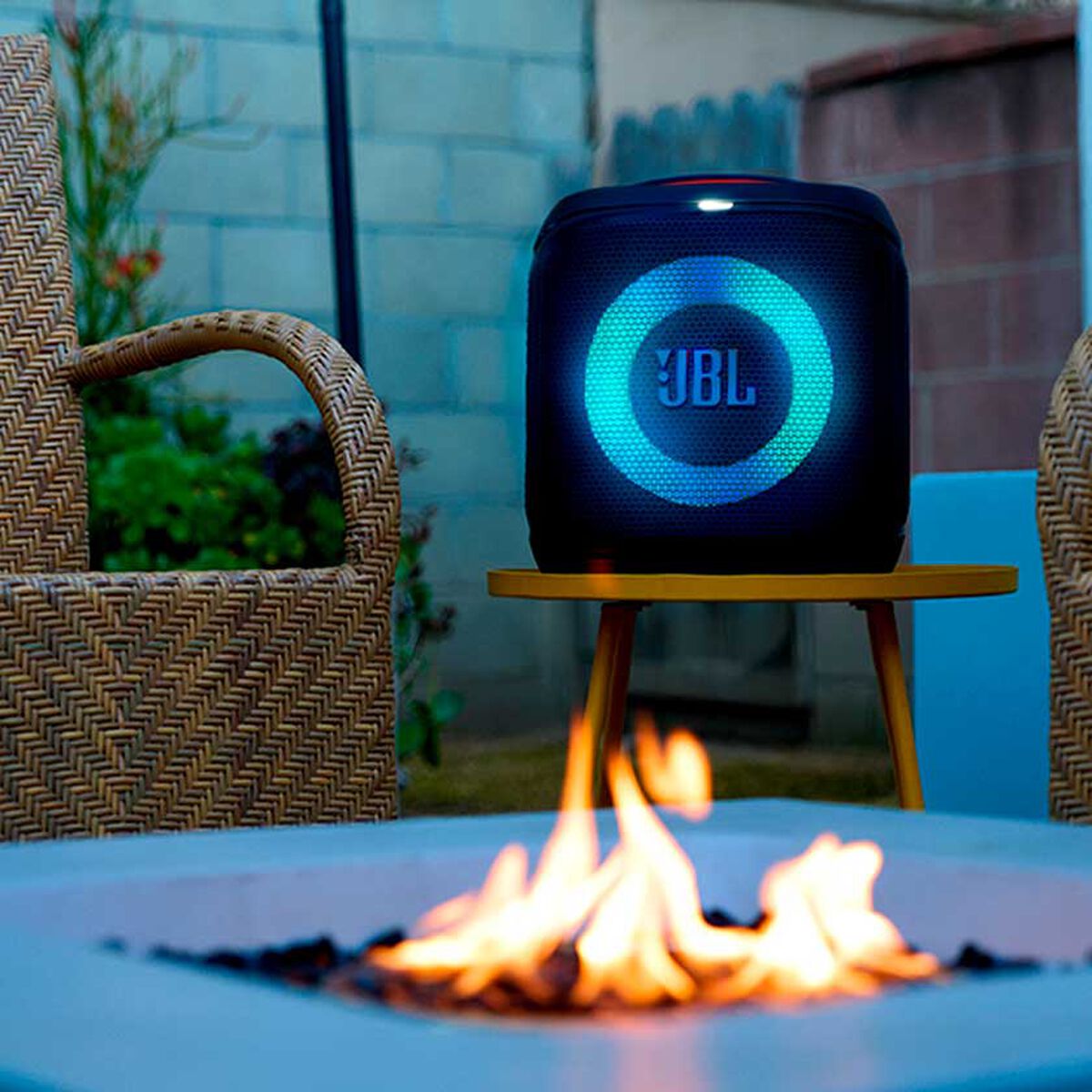 Minicomponente JBL PartyBox Encore Essencial 2
