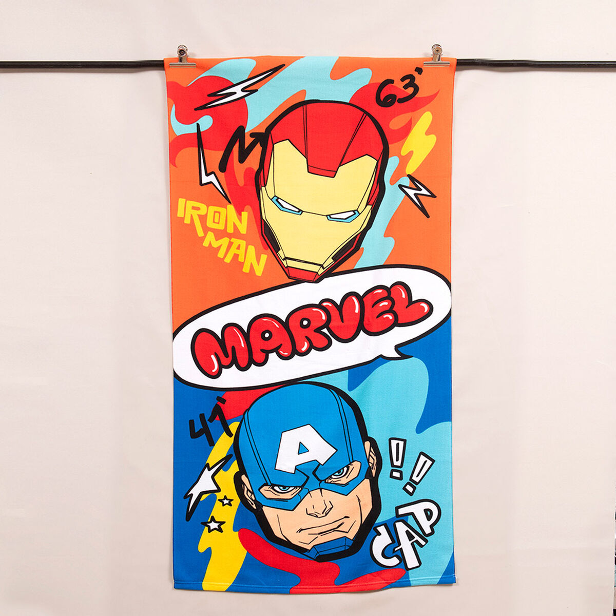 Toalla de Playa Avengers Rayo 70x140 cm + Lentes de Sol y Bolso