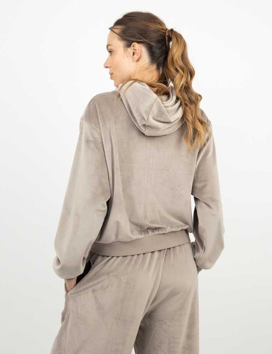 Poler&oacute;n Deportivo Mujer Lotto