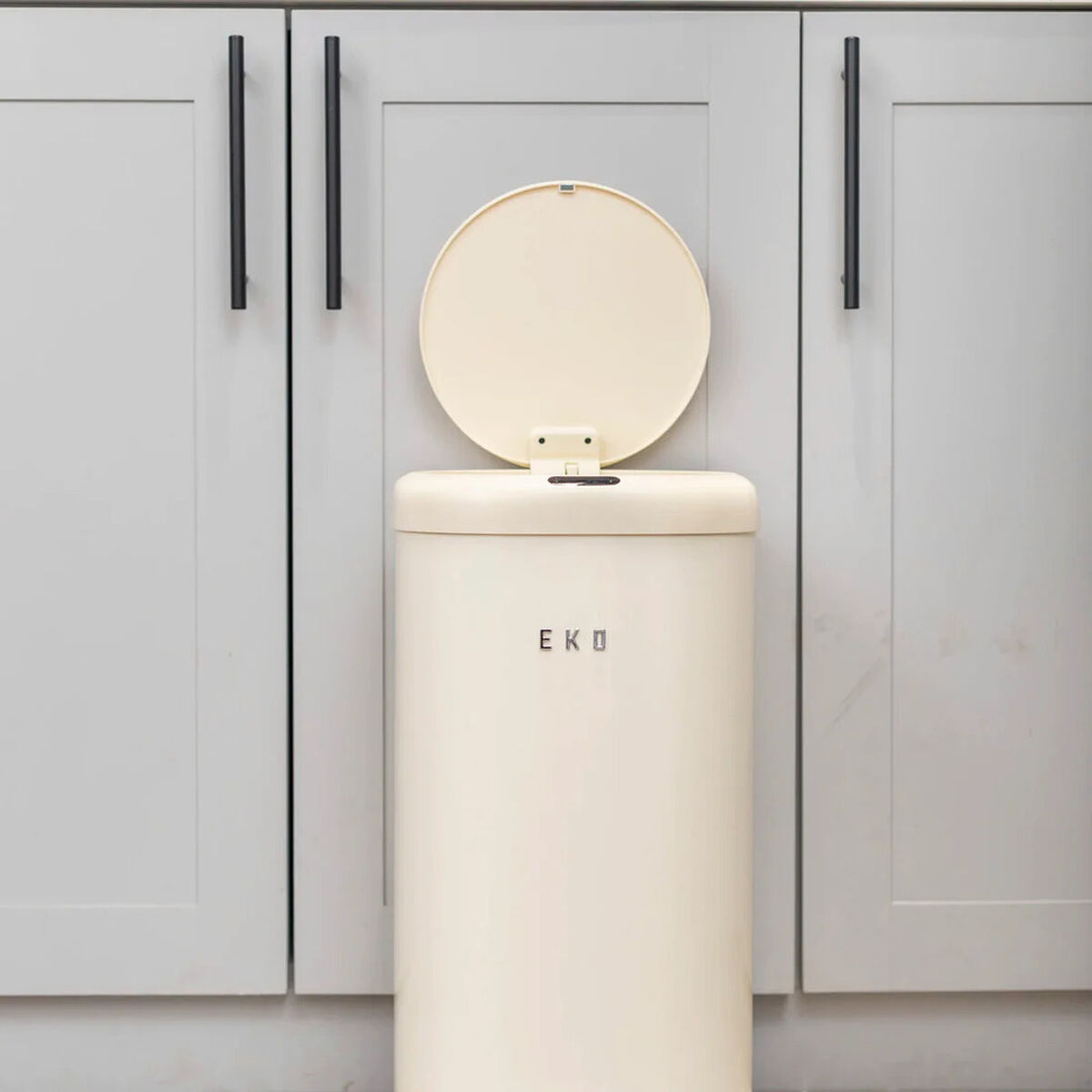 Basurero 28 L Eko Vintage con Sensor Bin Crema
