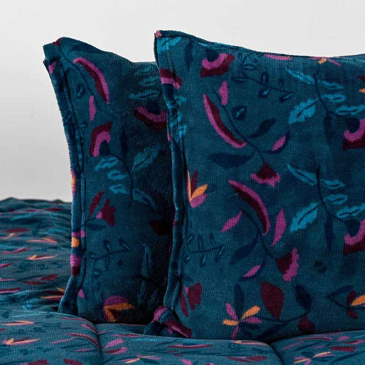 Plum&oacute;n American Family King Escocia Azul