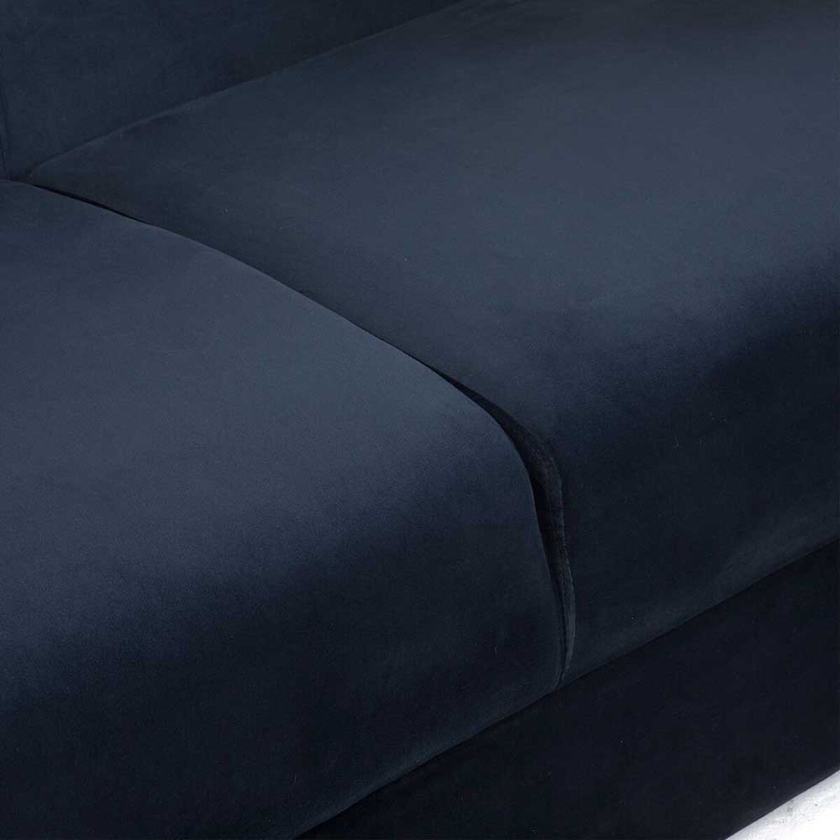 Sof&aacute; Daniels 3 Cuerpos Negro