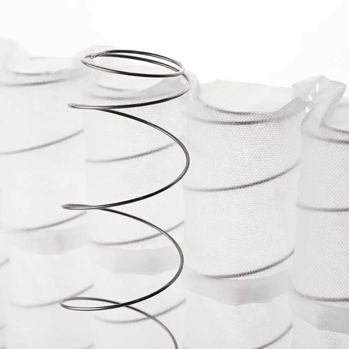 Cama Europea Celta Base Dividida 2 Plazas Copper Black + Respaldo