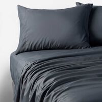 Juego de Sábanas Rosen 1,5 Plazas Microfibra Gris Oscuro