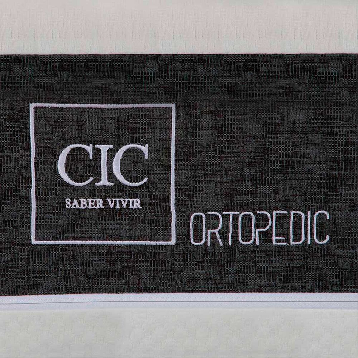 Cama Europea CIC 1,5 Plazas Ortopedic + Respaldo + Velador Torino