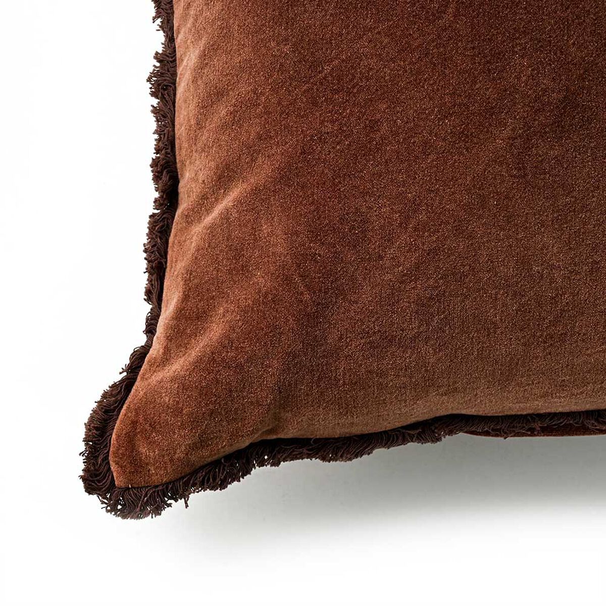 Coj&iacute;n Cannon Stonewash Moka 50x50 cm