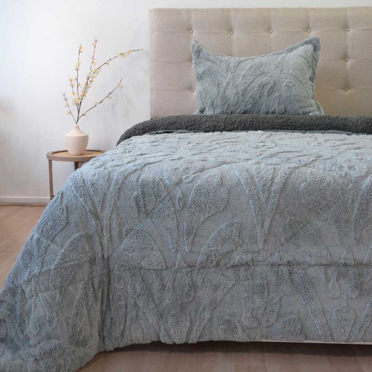 Cubrecama Doral 1,5 Plazas Jacquard Liso Gris