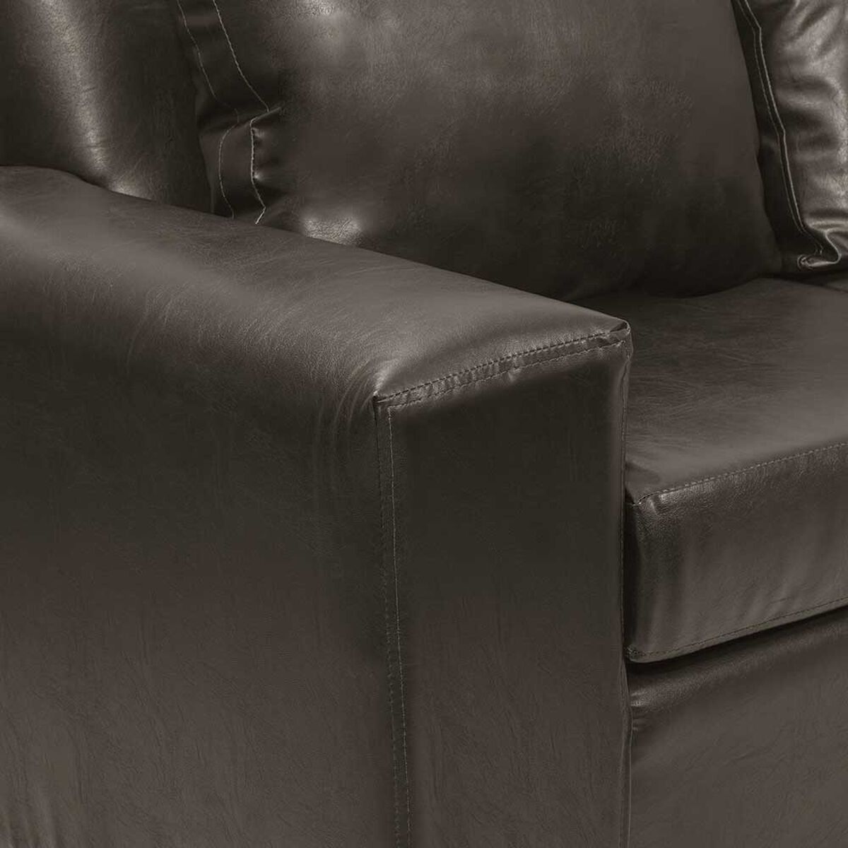 Juego de Living Innovamuebles Kahlo Sofá 3 Cuerpos + Dos Pouf 1 Cuerpo Café Oscuro