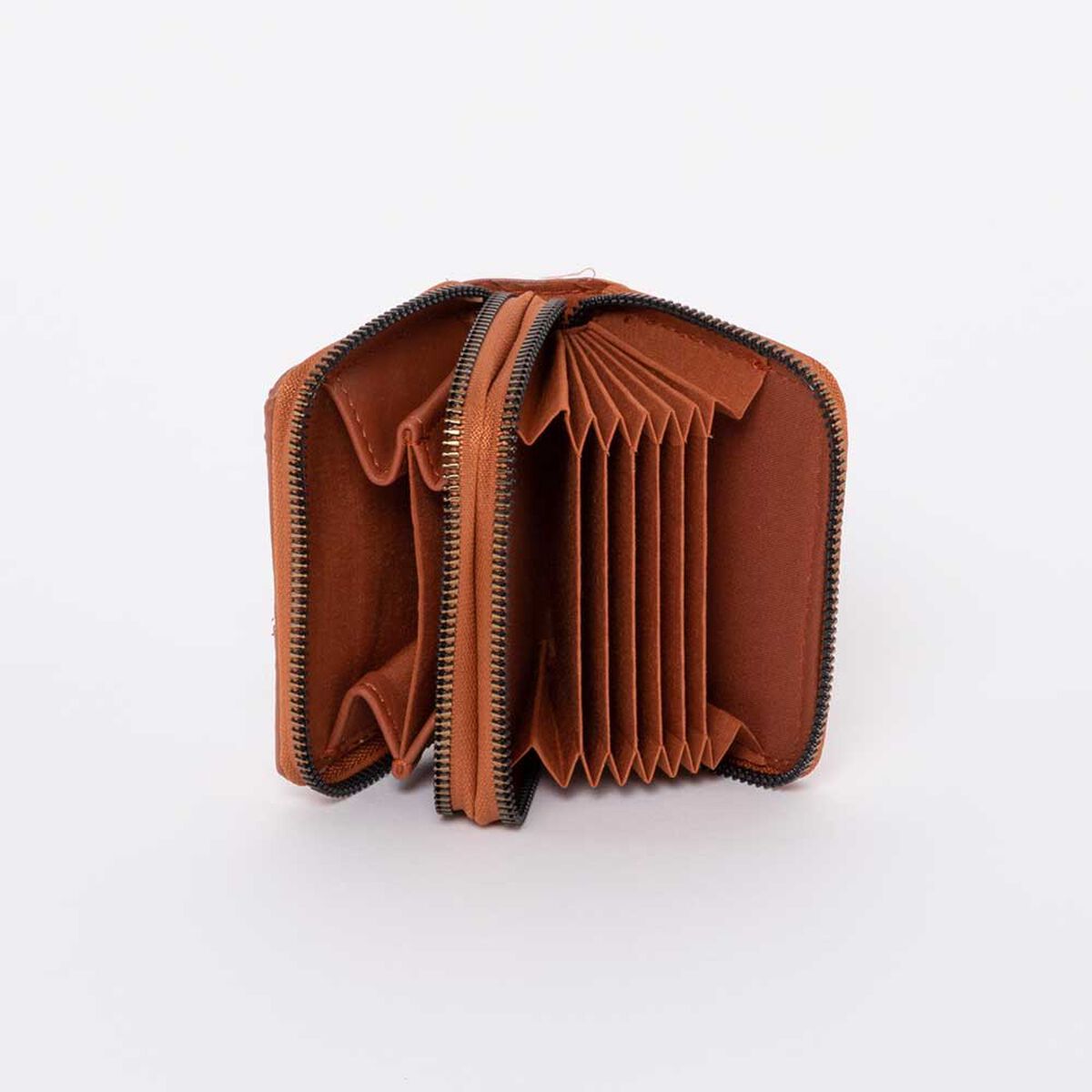 Billetera Eco Cuero Camel Mujer Portman Club