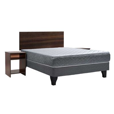 Cama Europea Celta 2 Plazas Respaldo + 2 Veladores Cádiz