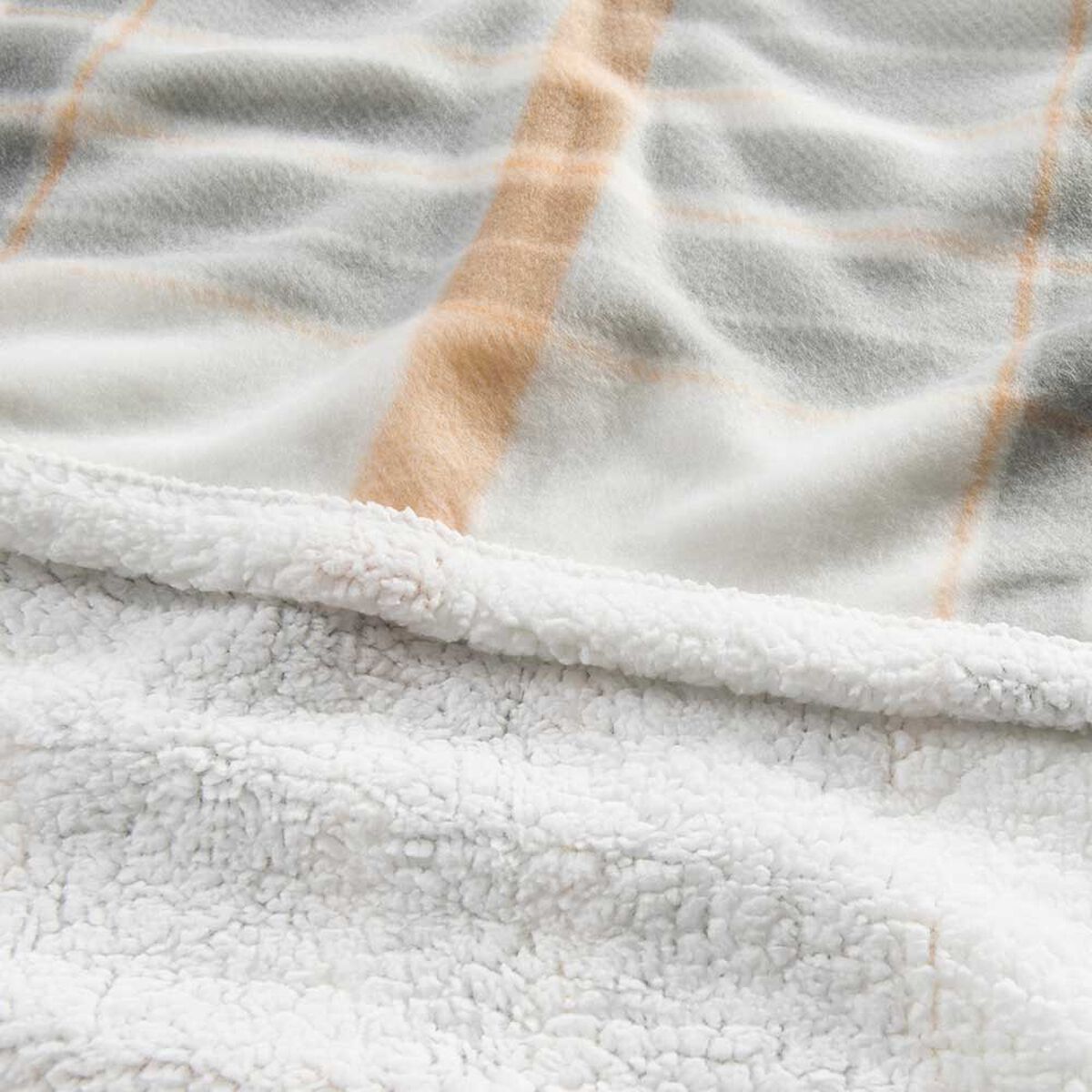 Frazada de Poliéster Mashini 1,5 Plazas Tartan Gris