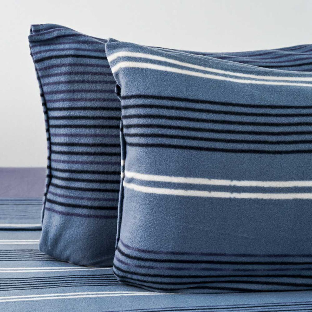 Juego de S&aacute;banas Polar American Family King Ben No Aplica Azul