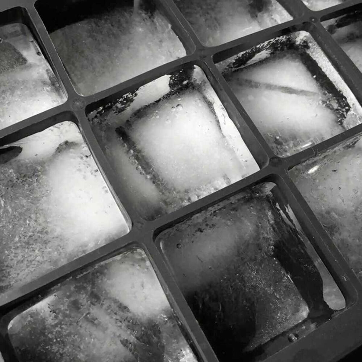 Cubeta de Hielo Simplit 15 Hielos Negro