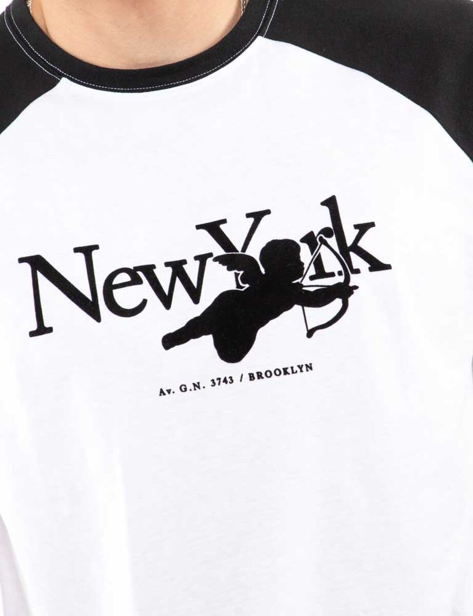 Polera Raglán Con Estampado Manga Corta Hombre Icono