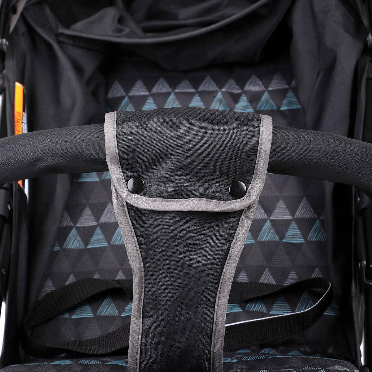 Coche Paseo New Twist Black Cosco