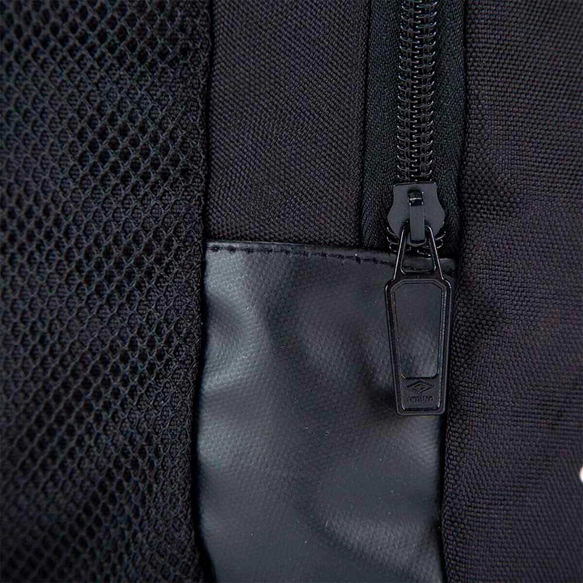 Mochila Deportiva Umbro