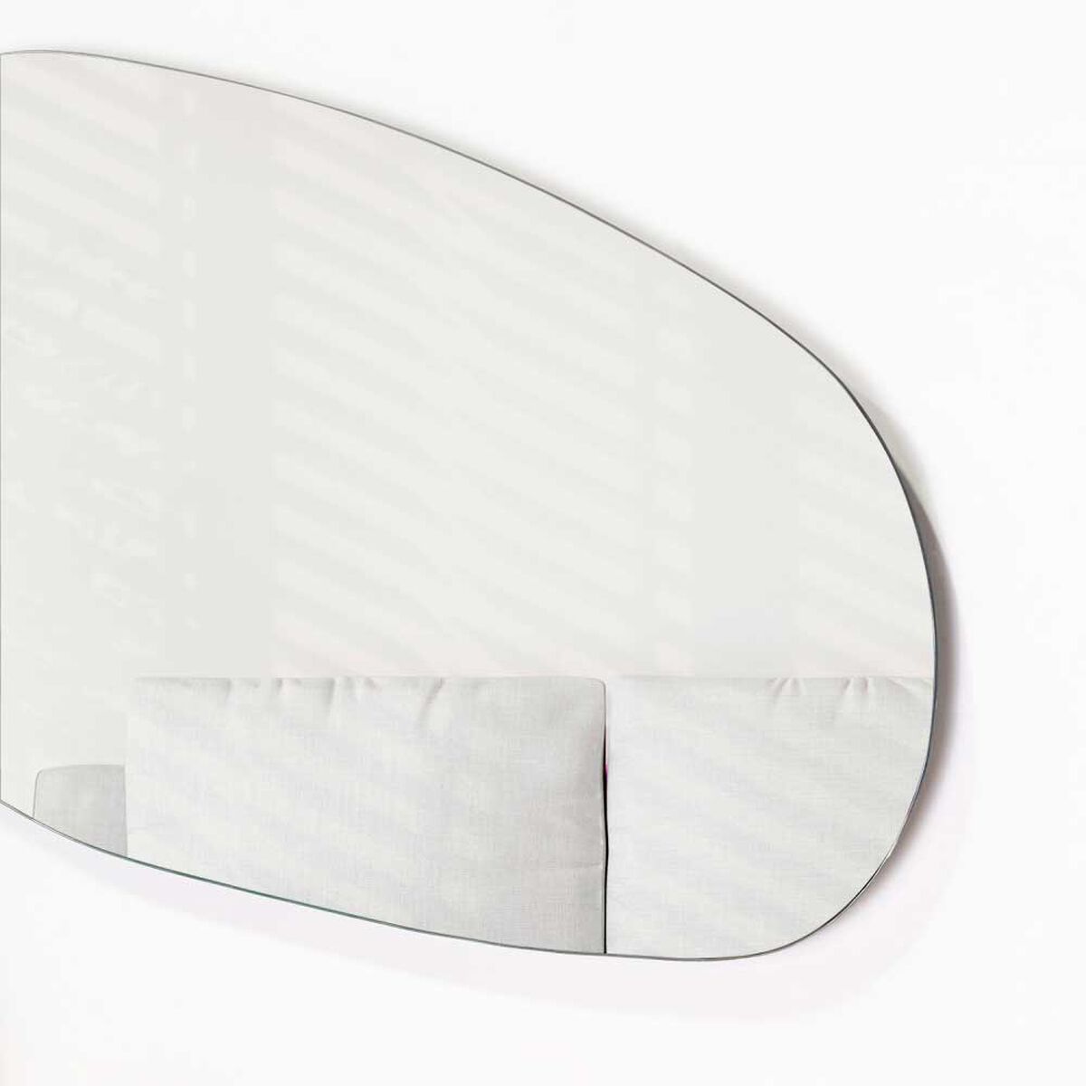 Espejo Tuhome Tribeca 46 x 88 cm Diseno Irregular&nbsp;