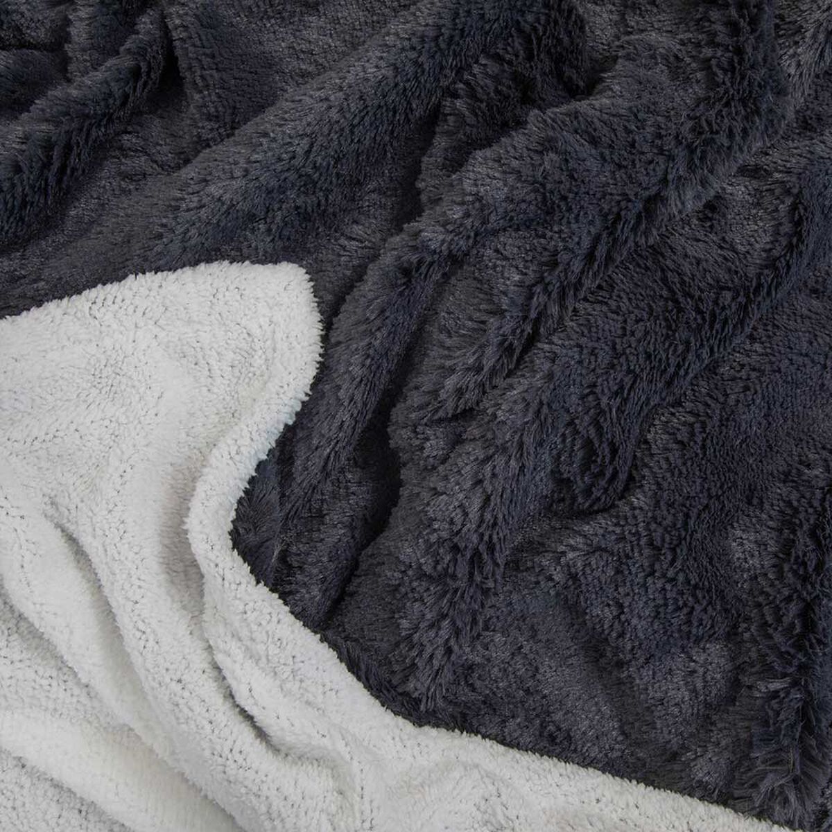 Frazada Poliéster Doral 2 Plazas Deluxe Negro