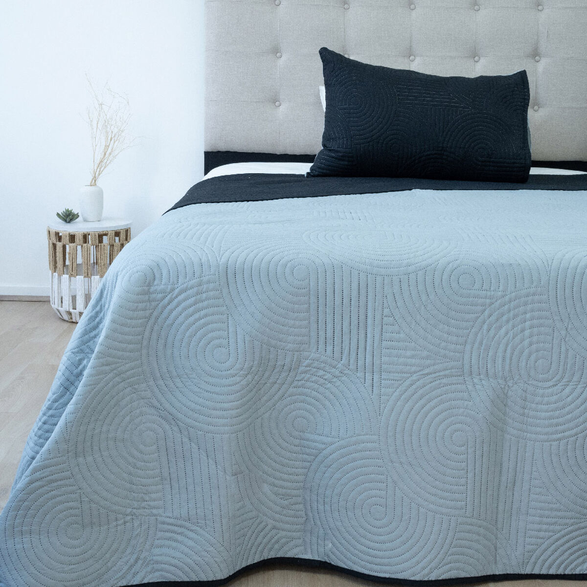 Quilt Doral Hotpress Bi-Color 1,5 Plazas Negro-Gris