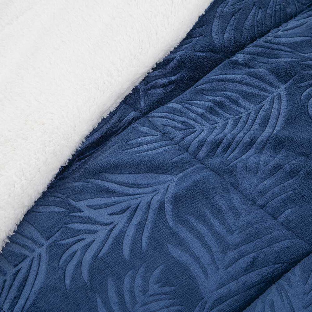 Plum&oacute;n Coral Embossed Sherpa Zibel 2 Plazas Liso Azul