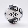 Bal&oacute;n F&uacute;tbol Umbro Neo Swerve
