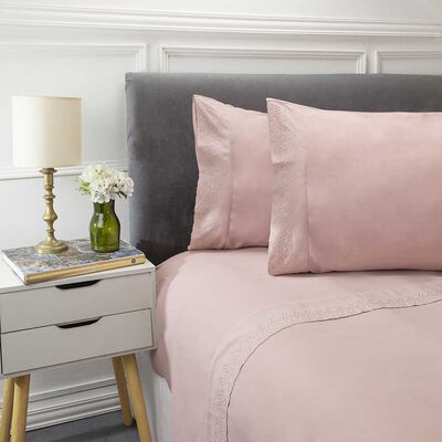 Imagen 2 del producto Juego de Sábanas Broderie Dreams 1,5 Plazas Liso Rosa