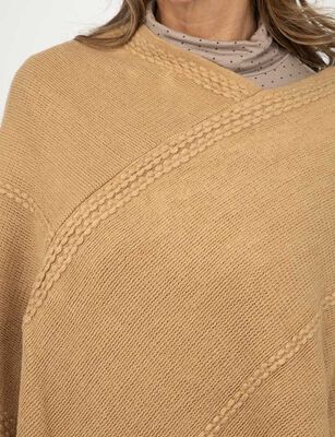 Imagen 2 del producto Ruana Tejida Mujer Bside