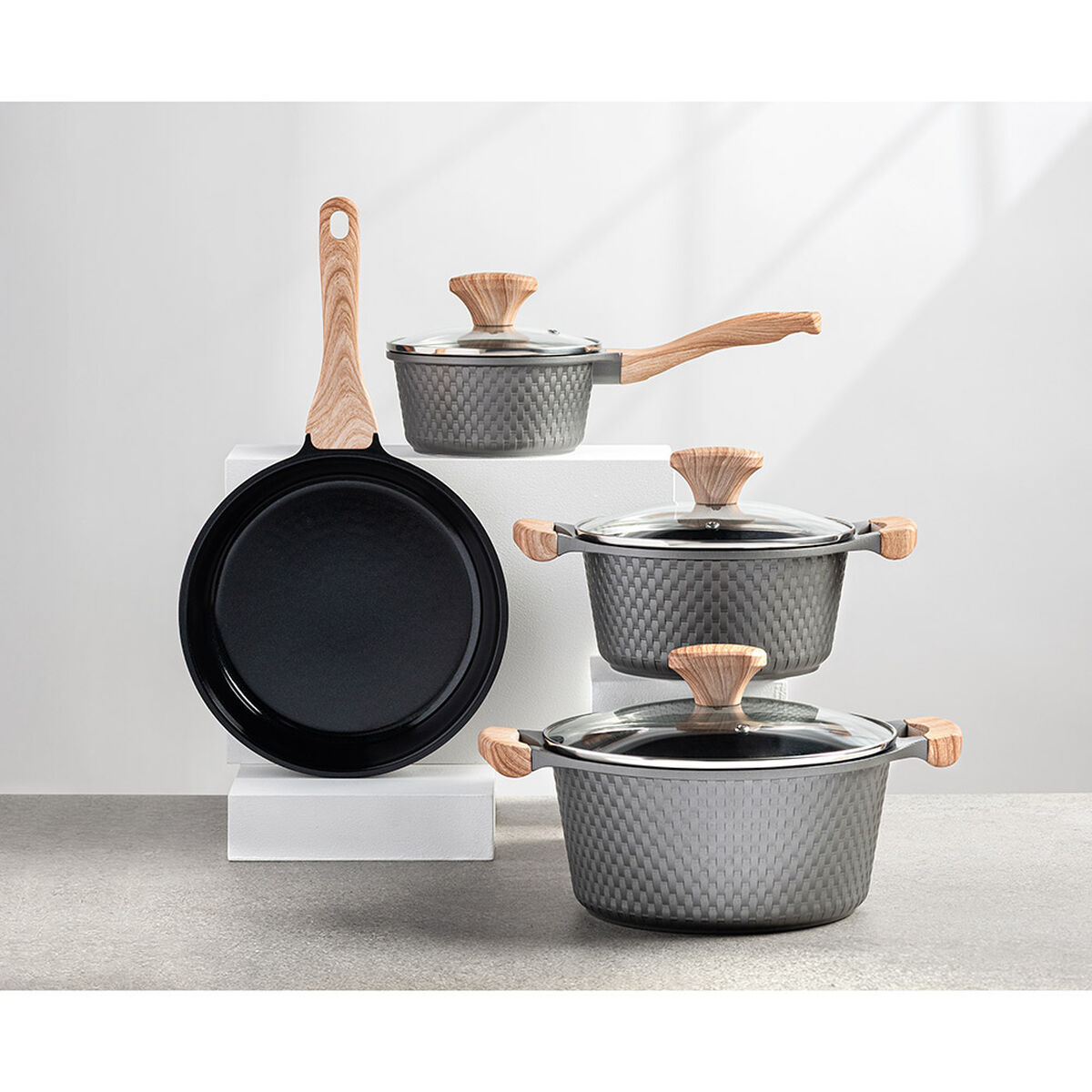 Bater&iacute;a de Cocina Aluminio Fundido Thomas 7 Piezas Gris