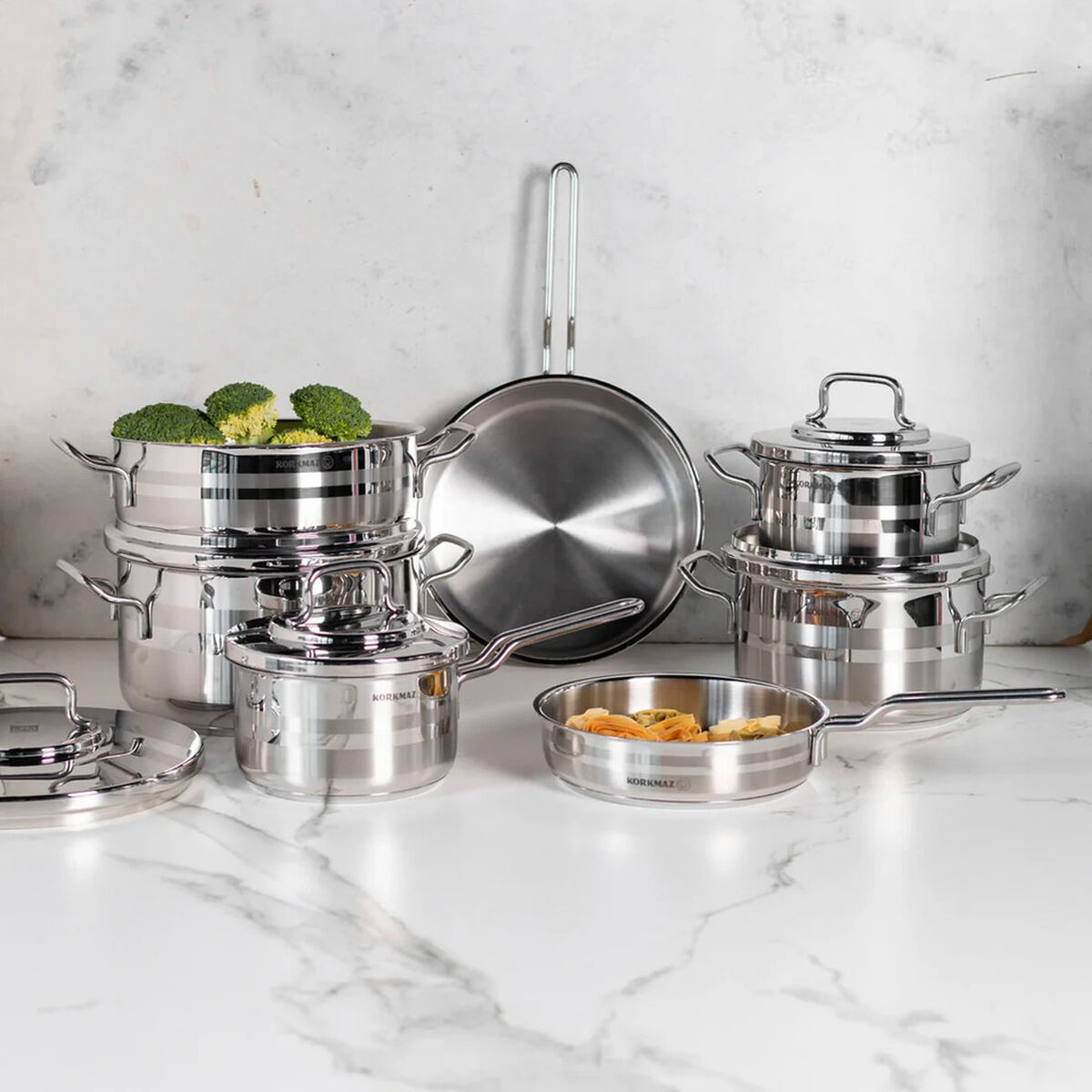 Bater&iacute;a de Cocina Korkmaz Astron 12 Piezas Acero Inox