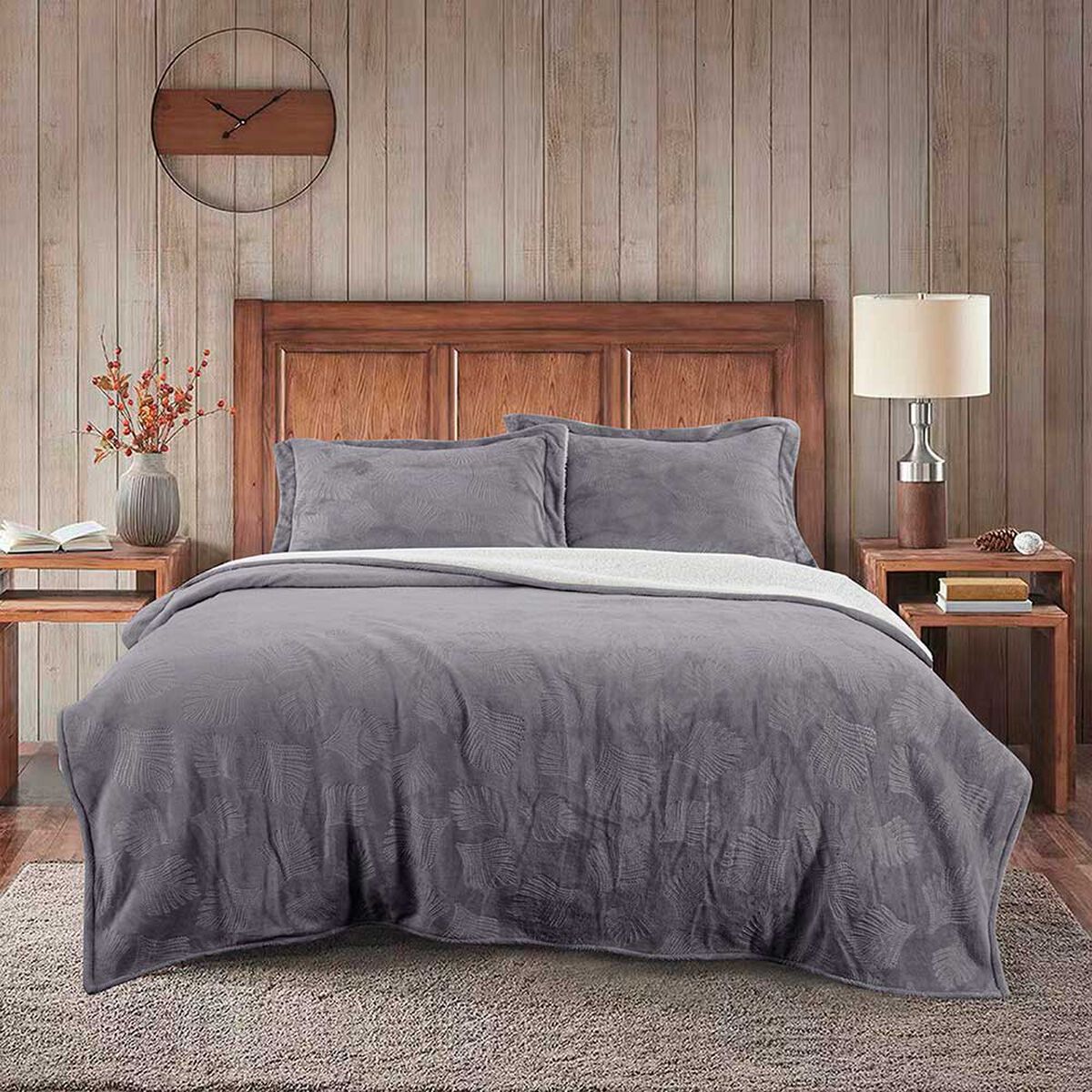 Cubrecama Embossed Estampado Illusions 1,5 Plazas Sage Gris