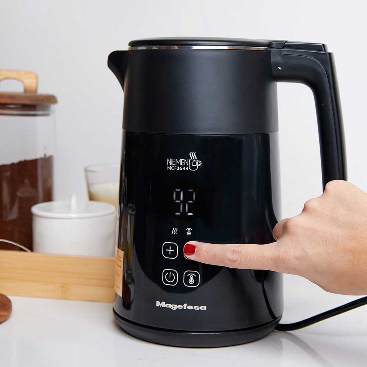 Hervidor Eléctrico Magefesa Niemen 1,7 lts.