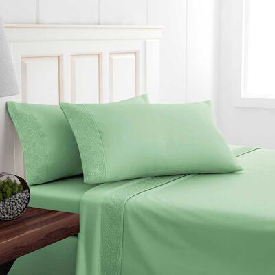 Imagen 2 del producto Juego de Sábanas Doral 1,5 Plazas Santorini Liso Broderie Verde Agua