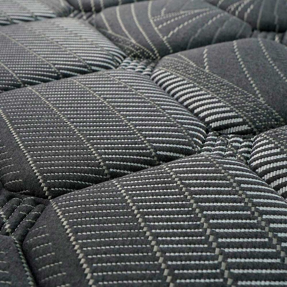 Cama Europea Celta Base Dividida 2 Plazas Everest Copper Black + 2 Almohadas + Textiles