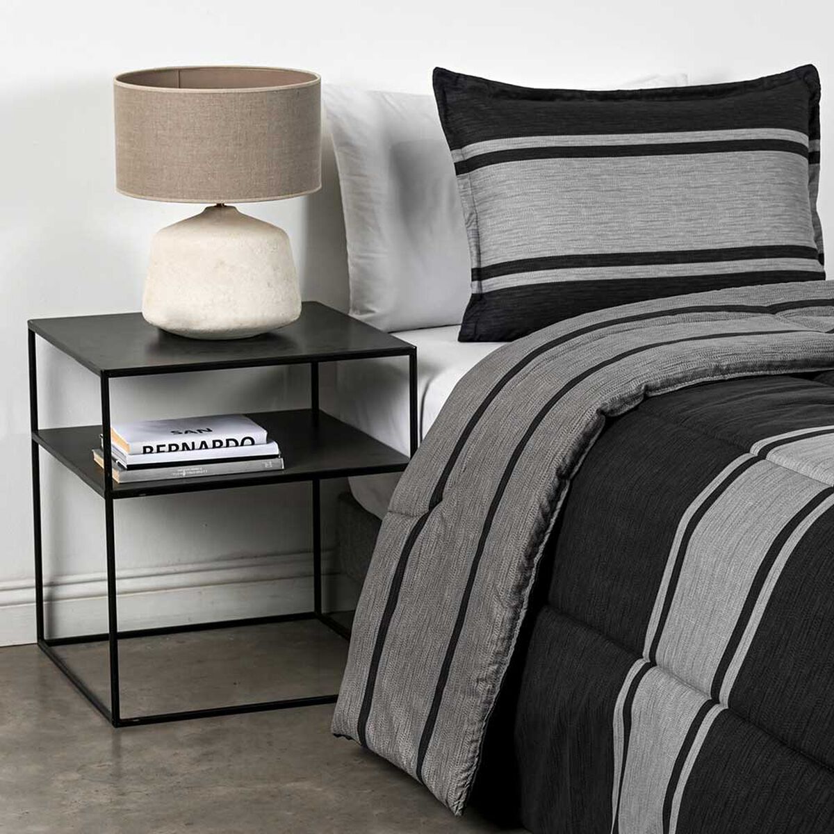 Plumón Cannon 1,5 Plazas Yarn Negro