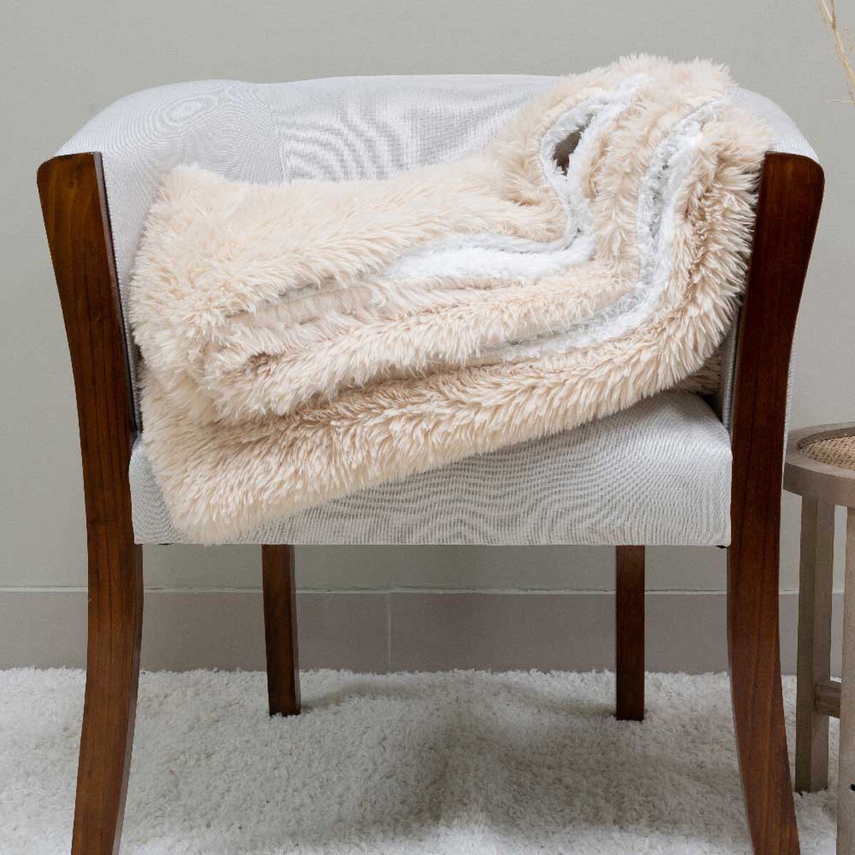 Manta Doral Plush Sherpi 127x152 cm D10
