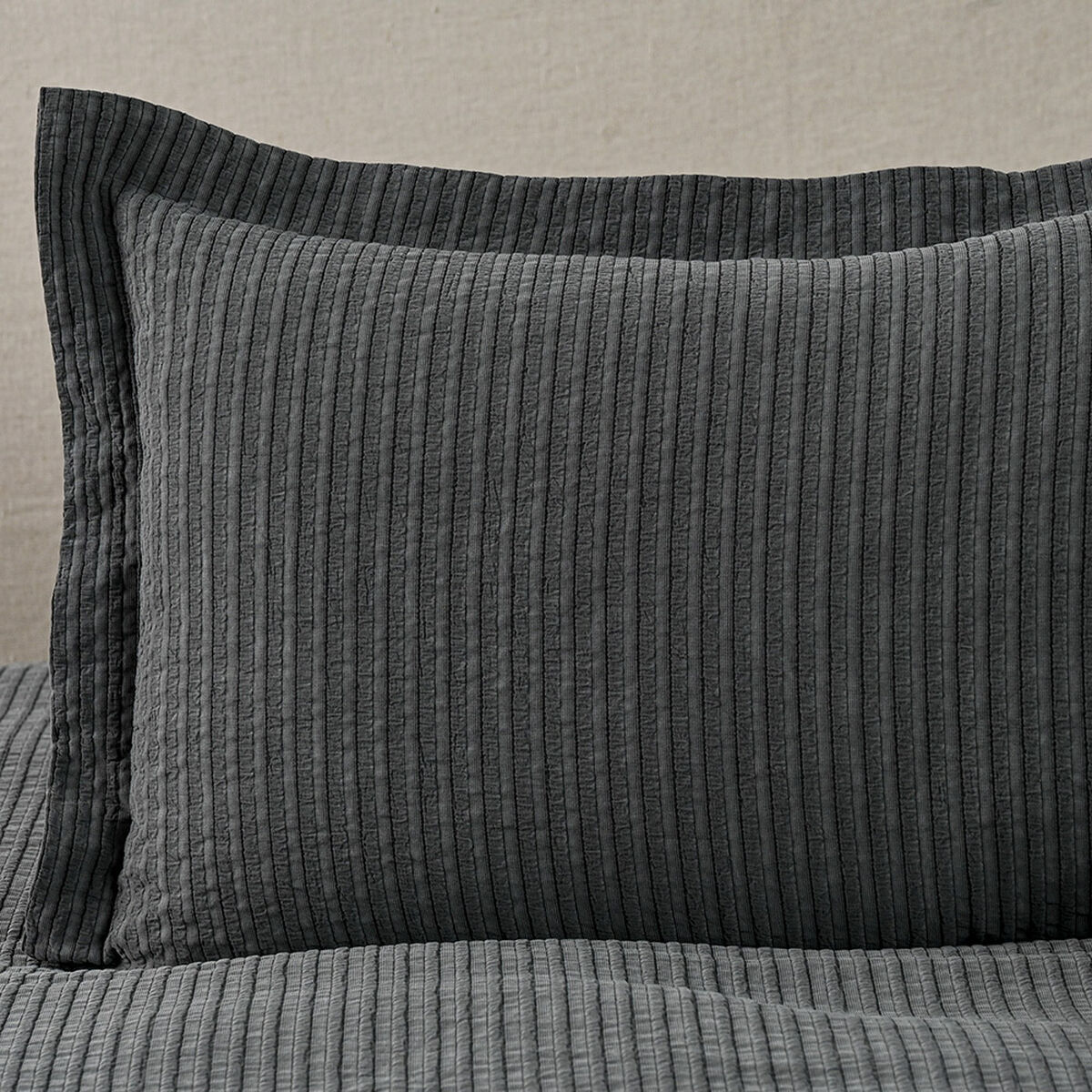 Cubrecama Cannon Luisa King Gris