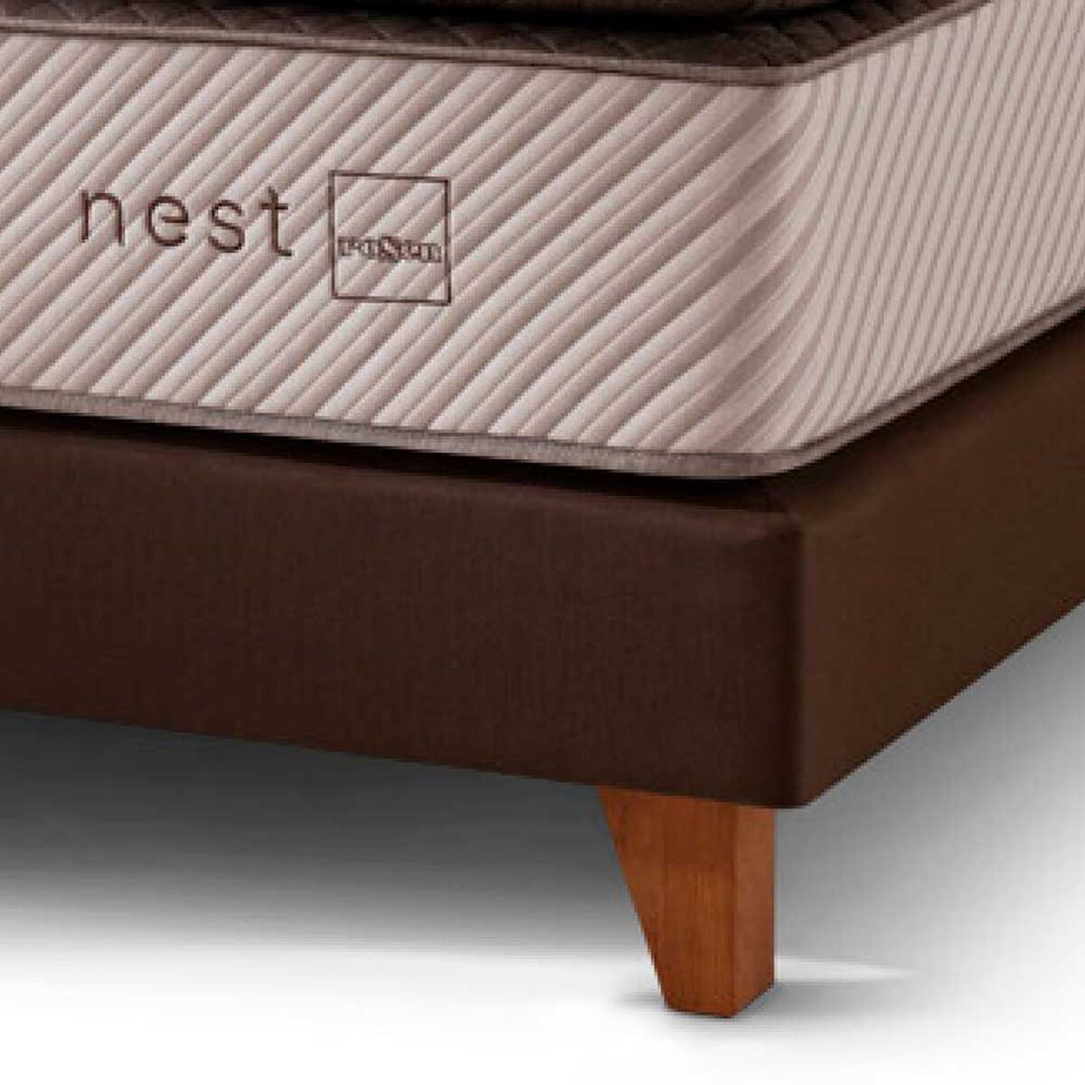 Cama Europea Rosen Base Dividida 2 Plazas Nest + Respaldo + 2 Veladores Ray