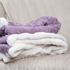 Manta Poliéster Doral 127 x 152 Deluxe Violeta