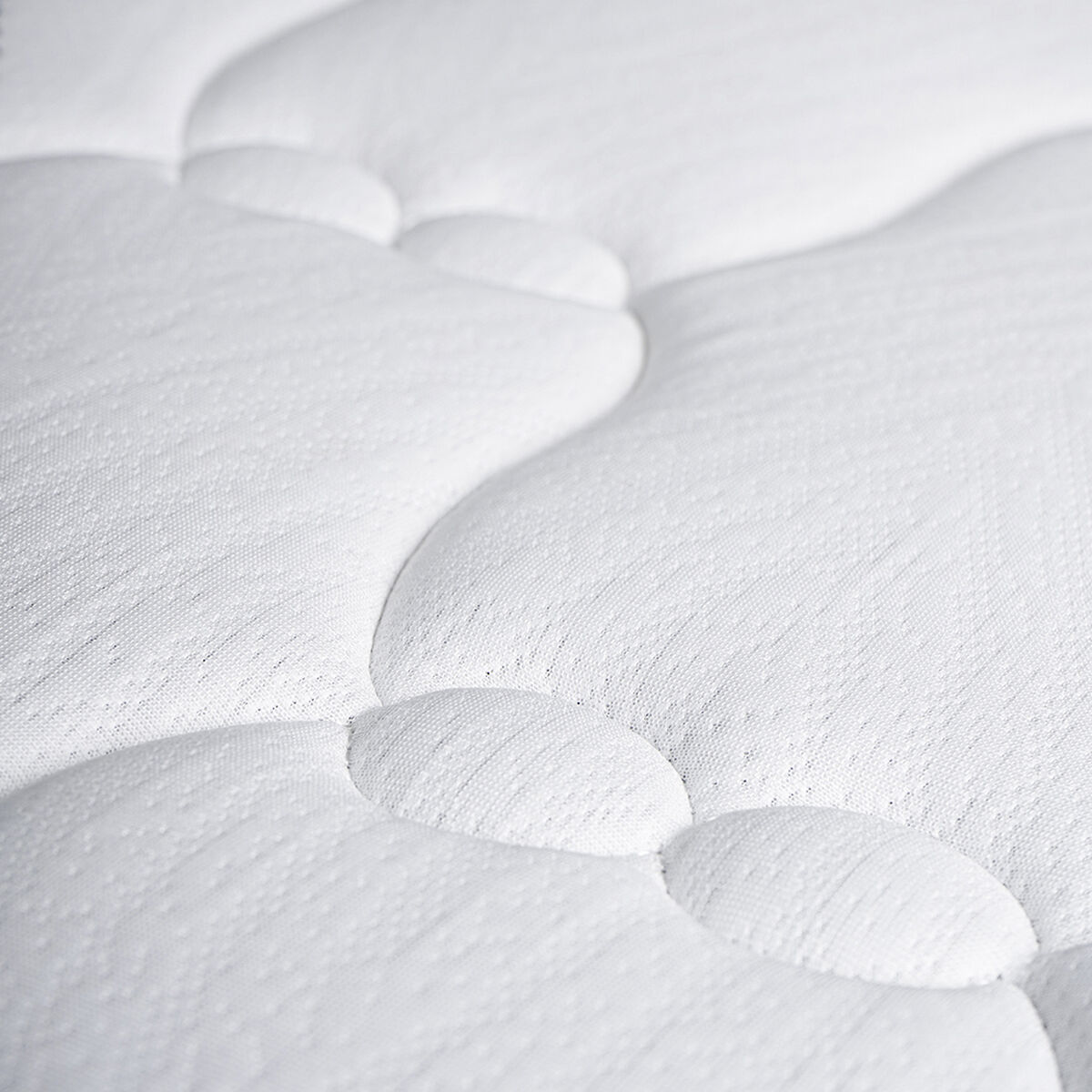 Cama Europea Celta 1,5 Plazas Danubio