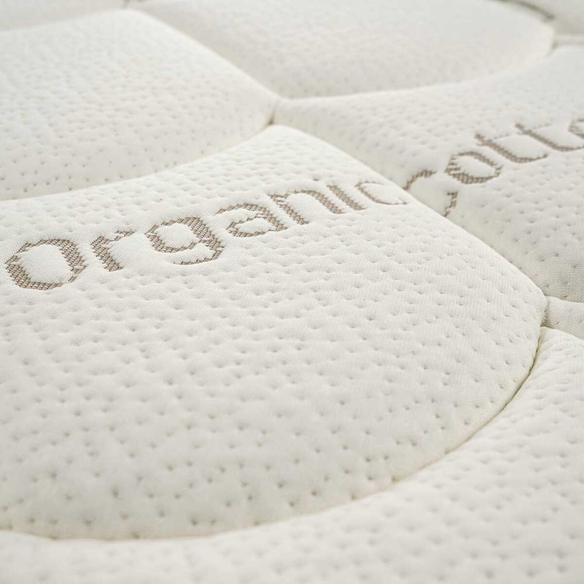 Cama Europea Celta Base Dividida 2 Plazas Cotton Organic + Respaldo + 2 Veladores