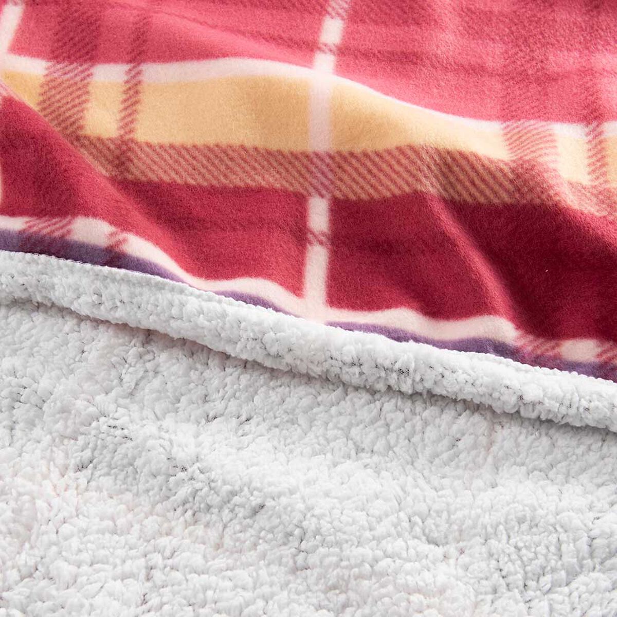Frazada de Poliéster Mashini King Tartan Burdeo