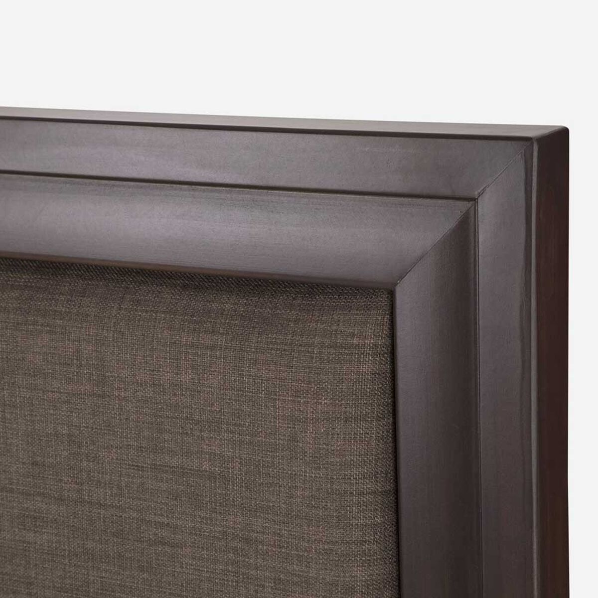 Cama Europea Rosen Base Dividida 2 Plazas Nest + Respaldo + 2 Veladores Nolita