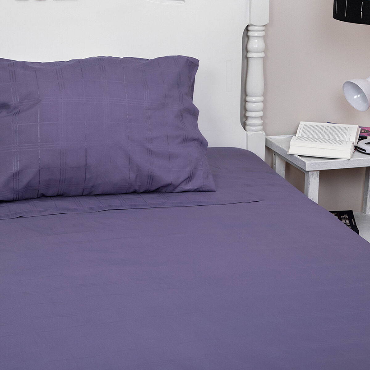 Juego de Sábanas Doral 1,5 Plazas Embossed Morado