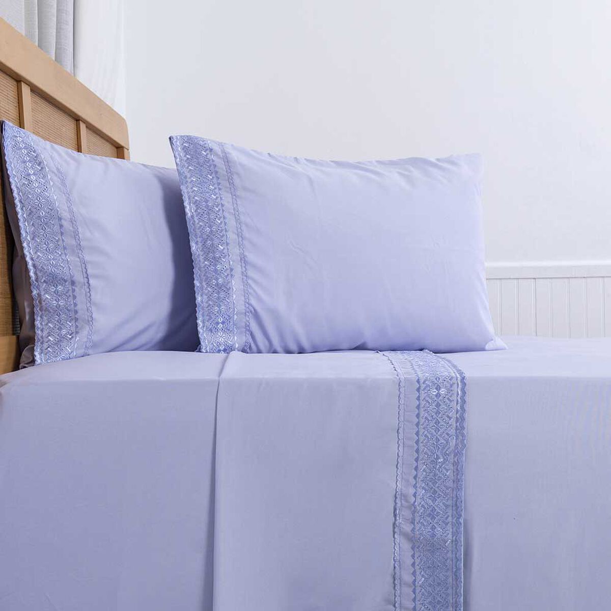 Juego de Sábanas Plumetti 2 Plazas Broderie Morado