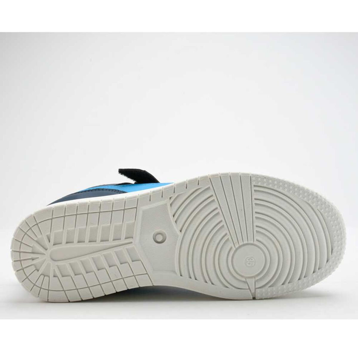 Zapatilla Urbana Ni&ntilde;o Cutback