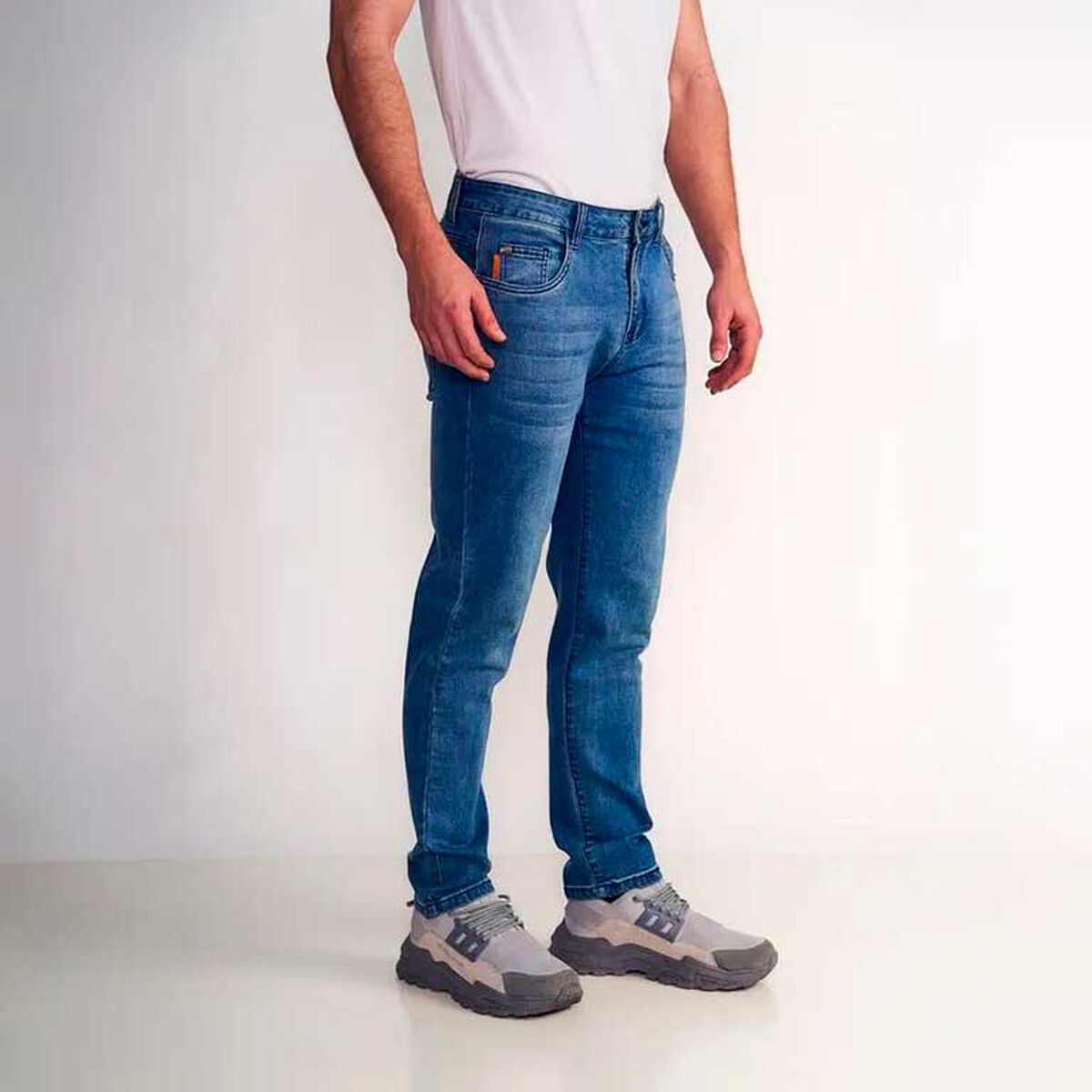 Jeans New Slim Tiro Medio Hombre Ellus