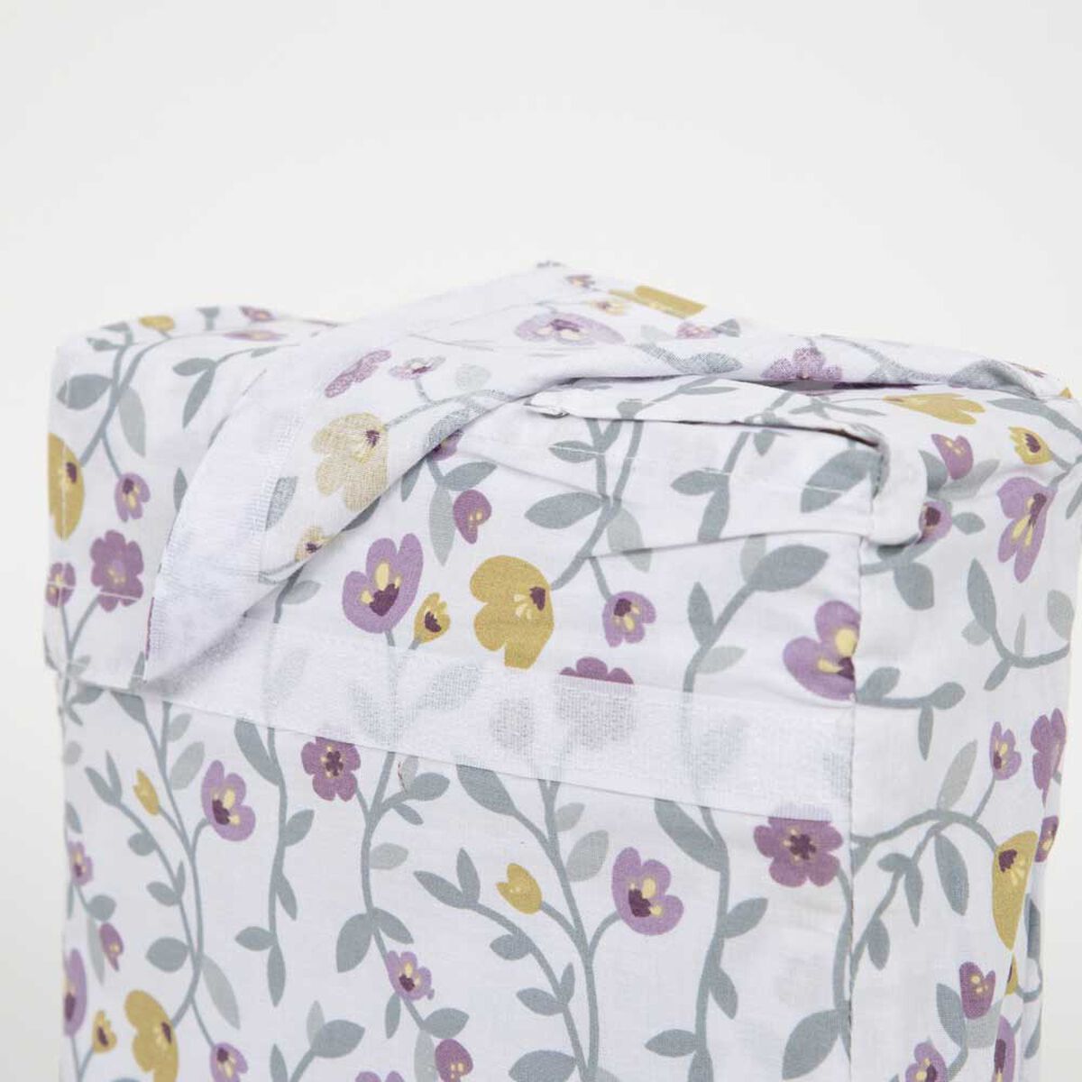 Juego de S&aacute;banas Dise&ntilde;o Casanova  2 Plazas 144 Hilos