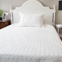 Quilt Doral 1,5 Plazas Blanco Velvety