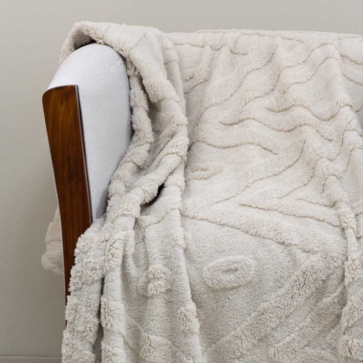 Manta Doral Chiporro Jacquard 127x152 cm Crudo